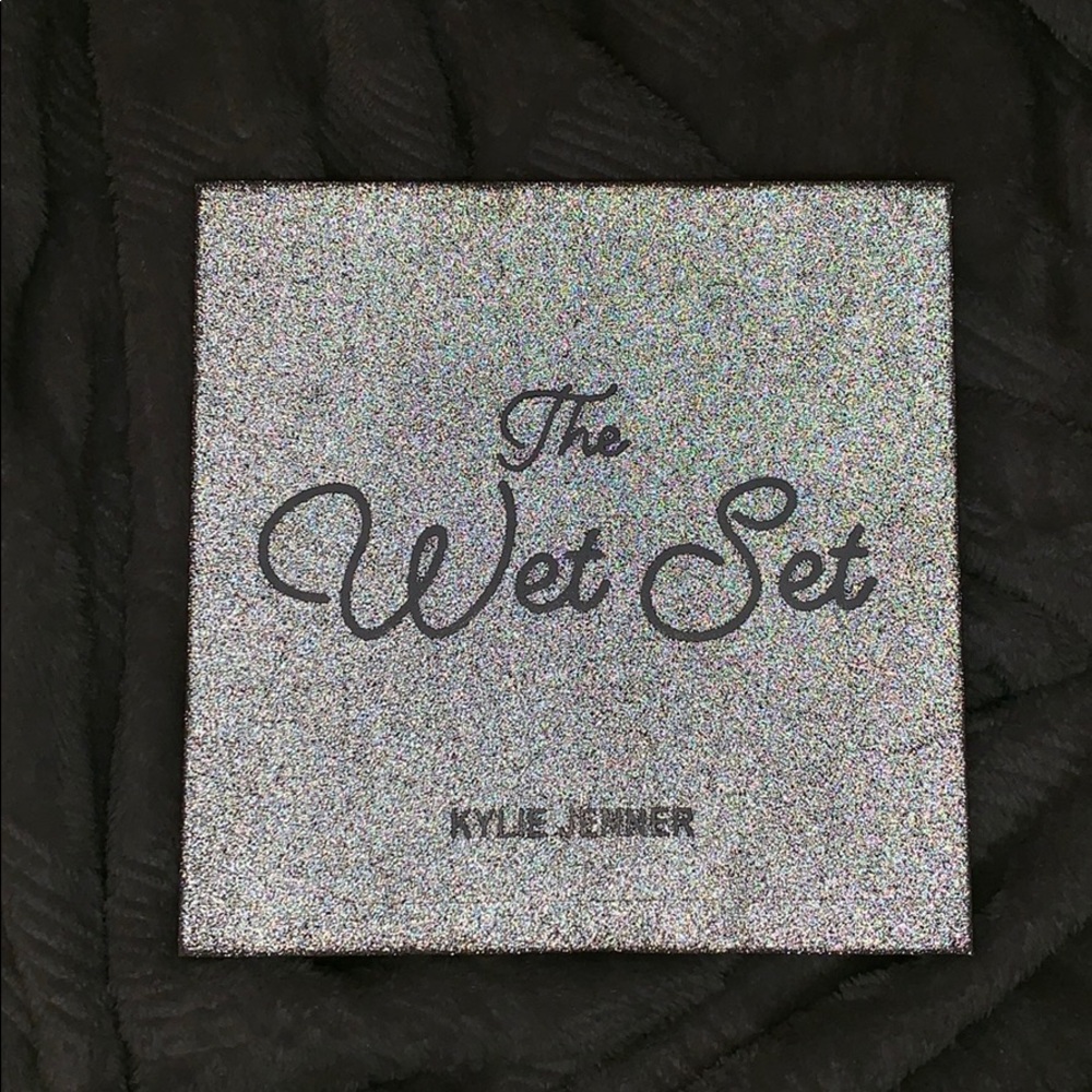 Kylie Jenner makeup pallet